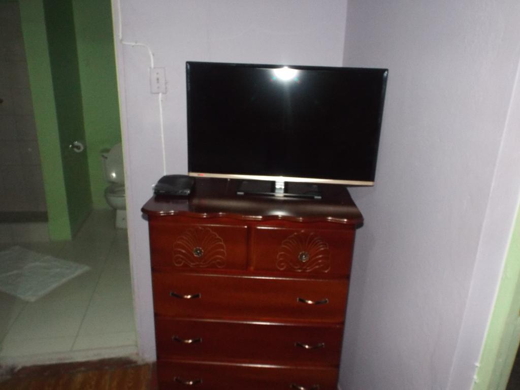 Tropical Court Inn New Kingston Zimmer foto